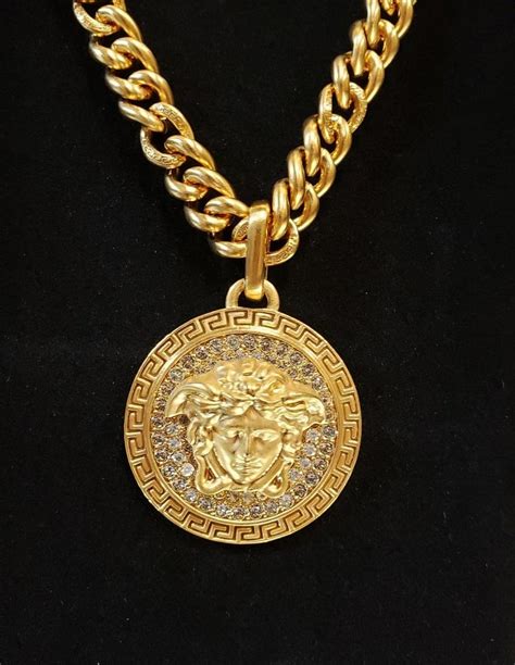 versace chain for sale|Mehr.